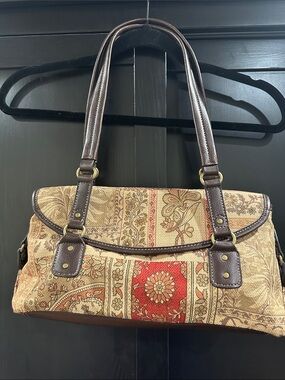 Relic Brown, Tan and Red Tapestry Shoulder Bag